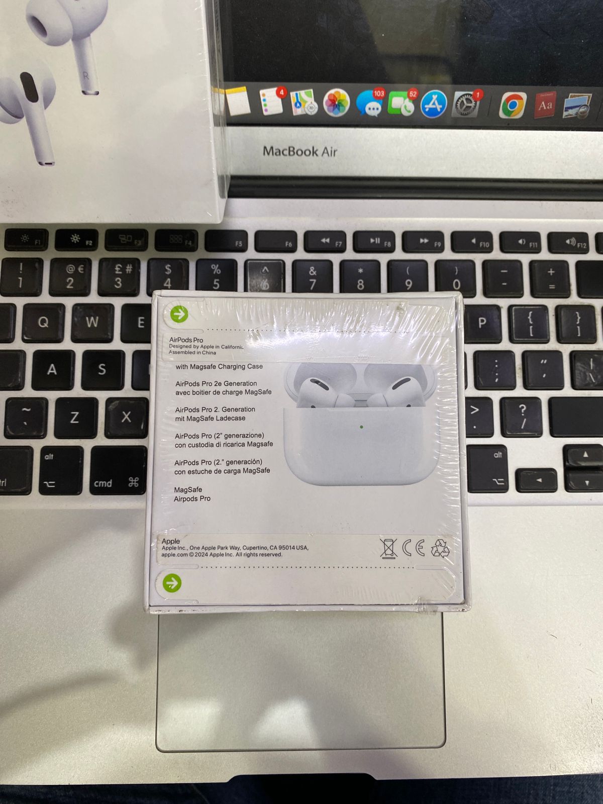 Premium Bluetooth Earbuds – Compatible with iPhone/Android, Noise Cancelling