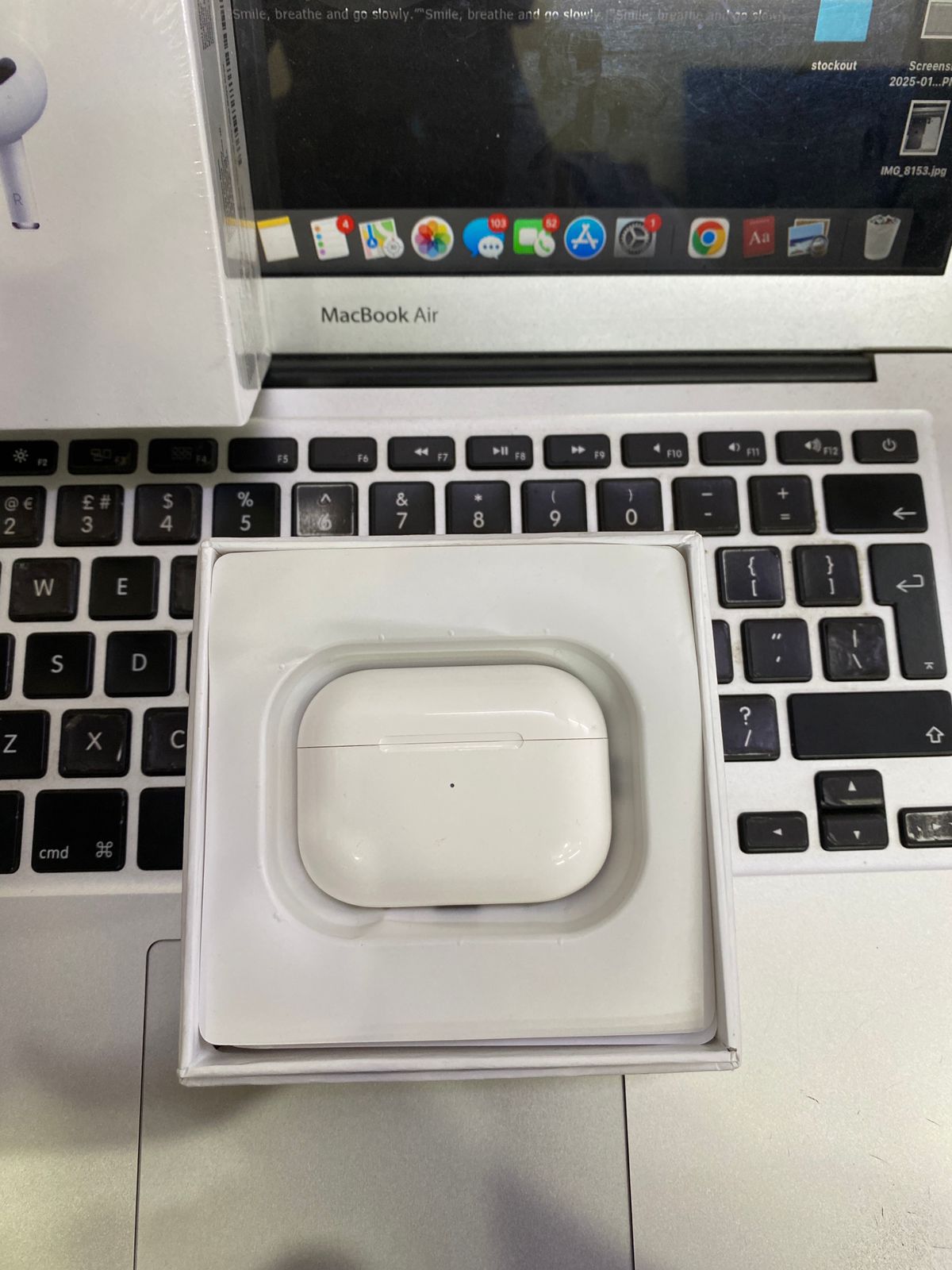 Premium Bluetooth Earbuds – Compatible with iPhone/Android, Noise Cancelling