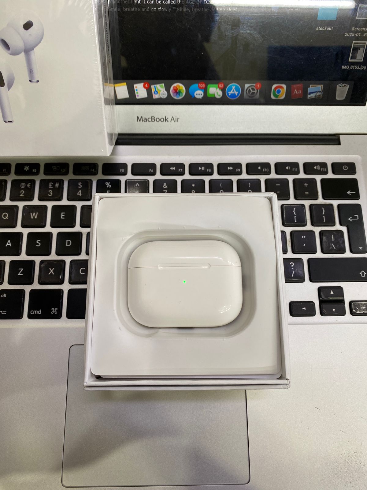 Premium Bluetooth Earbuds – Compatible with iPhone/Android, Noise Cancelling