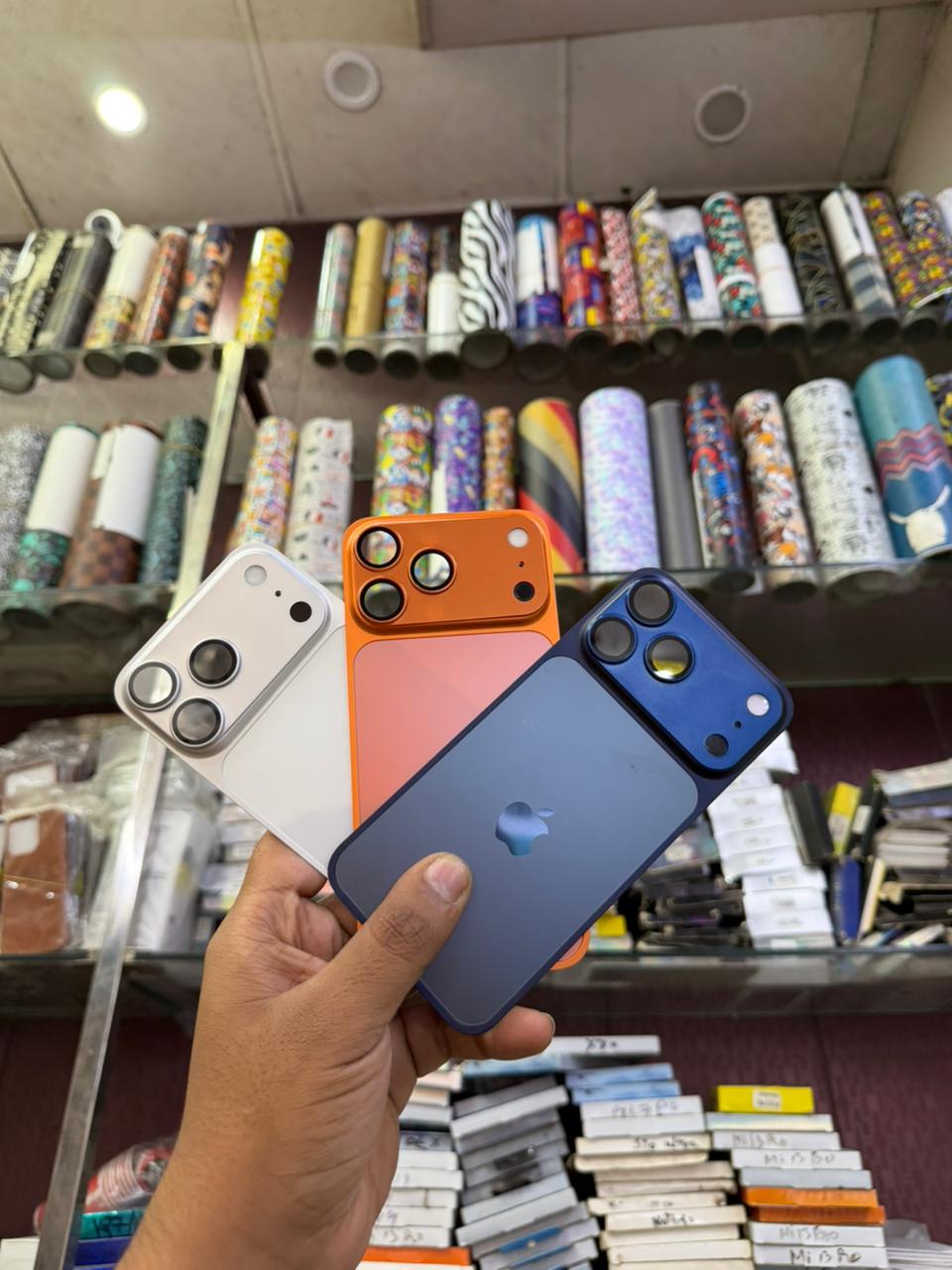 Premium Flash Hide Metal Sheet For 15pro,15pro max,16pro ,16pro max  → 17 Pro