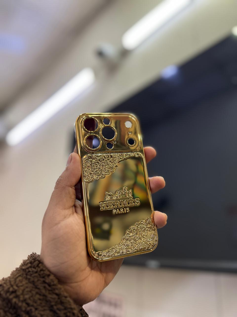 Premium Gold-Plated iPhone Cover for 13pro,13pro max,14pro,14pro max,15pro,15pro max,16pro,16pro max,17pro,17pro max