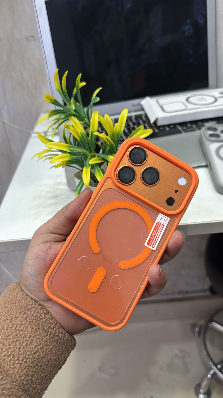 iPhone 17 Pro Clear MagSafe Case | Transparent Cover with Covered Sides